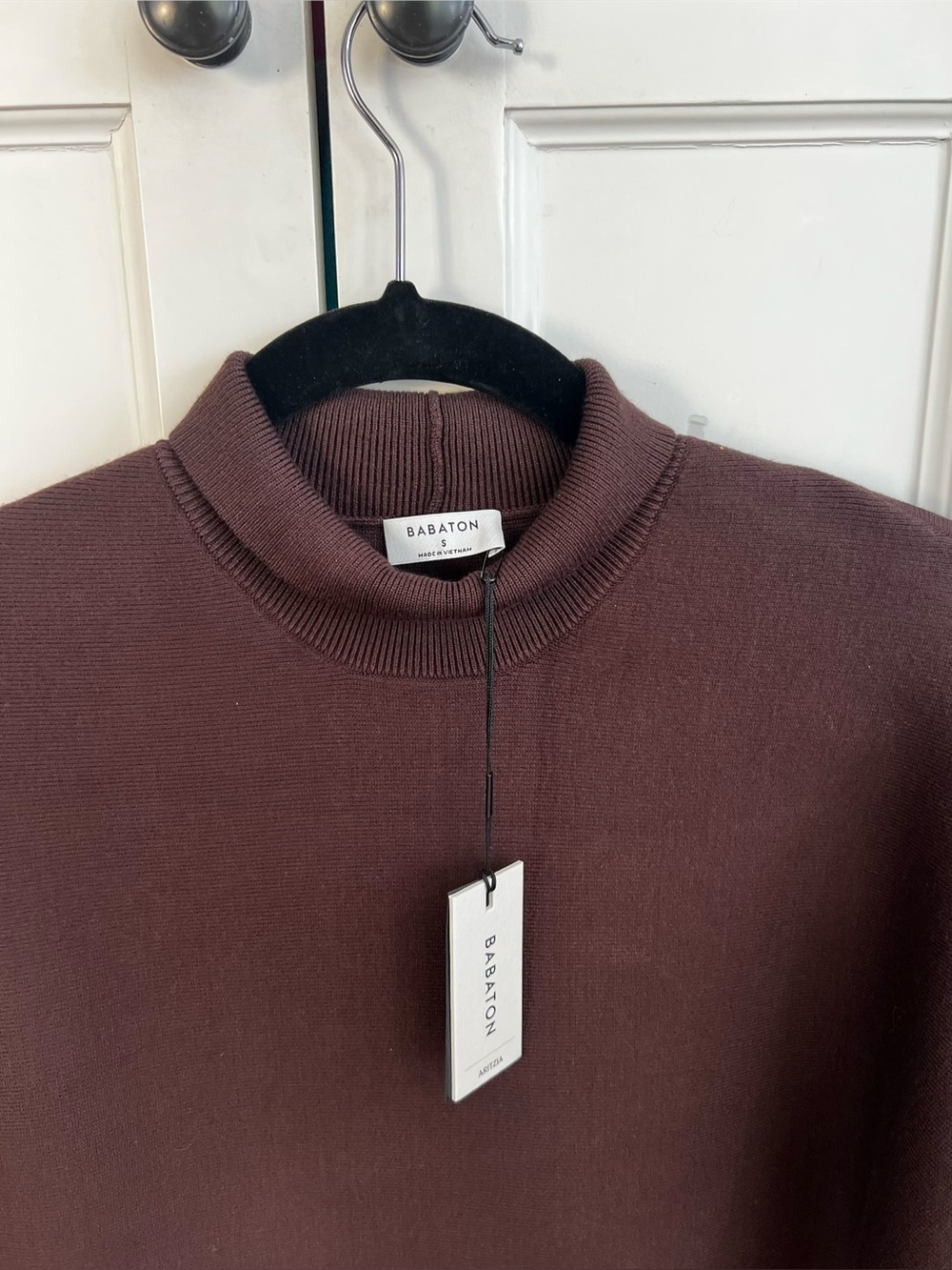 NWT Aritzia Babaton Formation Turtleneck Rich Mocha Brown - Picture 3 of 6